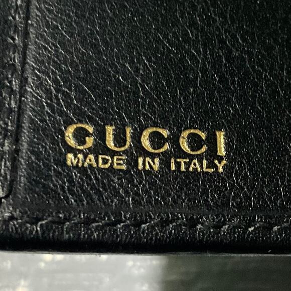 GUCCI Vintage Black leather trifold wallet with Front Bamboo Accent - Picture 6 of 15